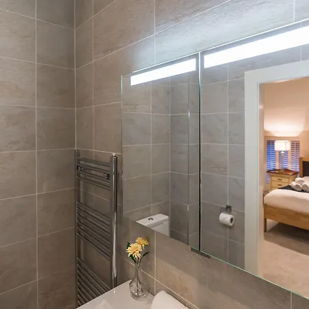 Holiday home The Pierce Brosnan - Hiphipstay