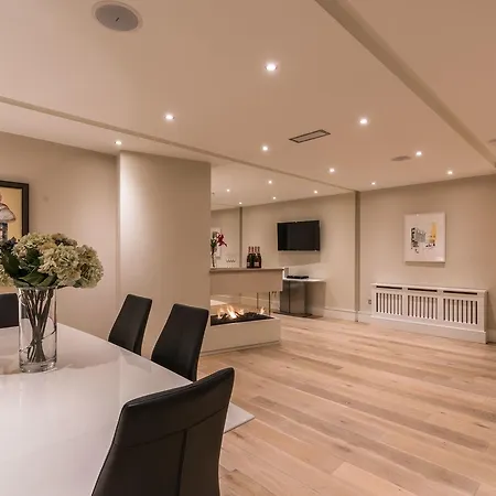 Holiday home The Pierce Brosnan - Hiphipstay *