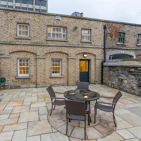 Holiday home The Pierce Brosnan - Hiphipstay Dublin