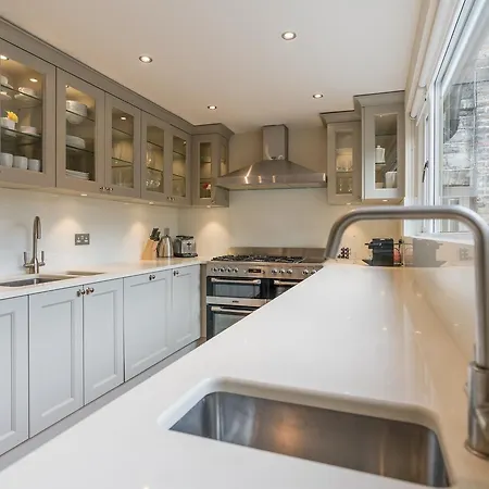 Holiday home The Pierce Brosnan - Hiphipstay